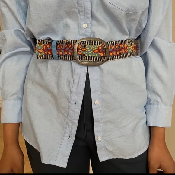 TEMPORARILY OUT OF STOCK- Growing Season Floral Handmade Embroidered Wool Belt - Picture 3 of 3